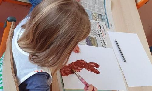 Les Scoubidous s’adonnent à la peinture