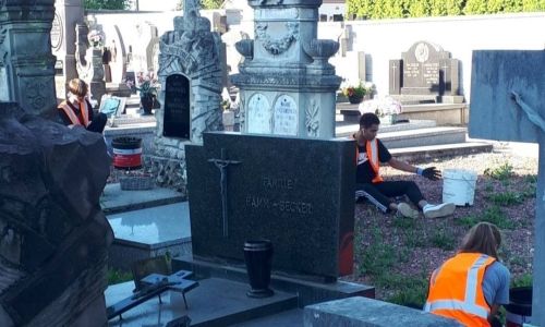 JOBS D'ETE JOBS D'ETE