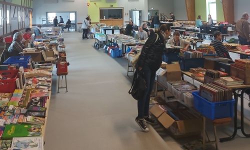 BOURSE AUX LIVRES, VINYLES ET CD