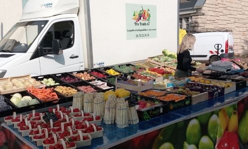 MARCHE FRUITS ET LÉGUMES