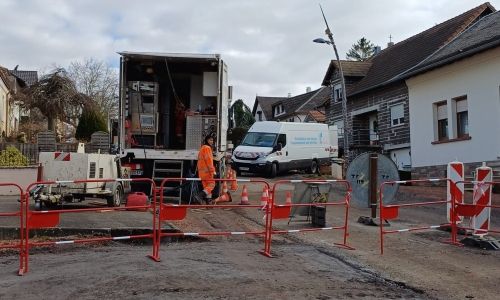 PROGRESSION DES TRAVAUX DE VOIRIE ET D'AMÉNAGEMENT QUALITATIF, RUE DE LA CROIX.