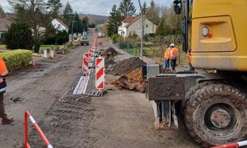 PROGRESSION DES TRAVAUX DE VOIRIE ET D'AMÉNAGEMENT QUALITATIF, RUE DE LA CROIX.