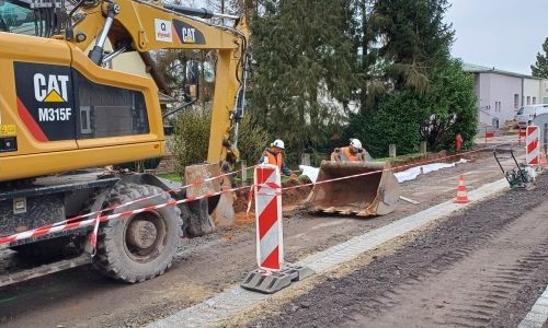 PROGRESSION DES TRAVAUX DE VOIRIE ET D'AMÉNAGEMENT QUALITATIF, RUE DE LA CROIX.