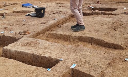 Les fouilles archéologiques sur l'Europole 4