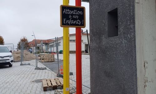 FOURNITURES ET INSTALLATION DE NOUVEAUX ÉQUIPEMENTS ET DU MOBILIER FOURNITURES ET INSTALLATION DE NOUVEAUX ÉQUIPEMENTS ET DU MOBILIER