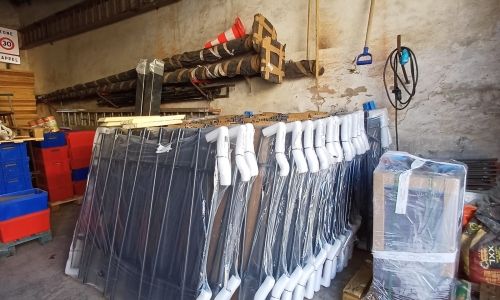 FOURNITURES ET INSTALLATION DE NOUVEAUX ÉQUIPEMENTS ET DU MOBILIER FOURNITURES ET INSTALLATION DE NOUVEAUX ÉQUIPEMENTS ET DU MOBILIER