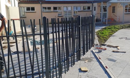 FOURNITURES ET INSTALLATION DE NOUVEAUX ÉQUIPEMENTS ET DU MOBILIER FOURNITURES ET INSTALLATION DE NOUVEAUX ÉQUIPEMENTS ET DU MOBILIER