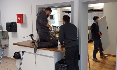 NOUVEAU FOUR POUR LA SALLE POLYVALENTE