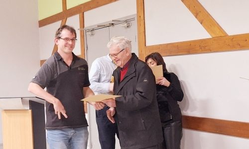 REMISE DES PRIX MAISONS FLEURIES ET ILLUMINÉES REMISE DES PRIX MAISONS FLEURIES ET ILLUMINÉES