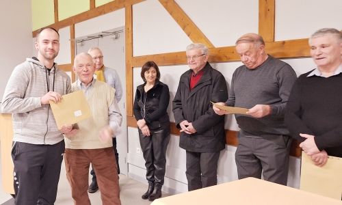 REMISE DES PRIX MAISONS FLEURIES ET ILLUMINÉES REMISE DES PRIX MAISONS FLEURIES ET ILLUMINÉES