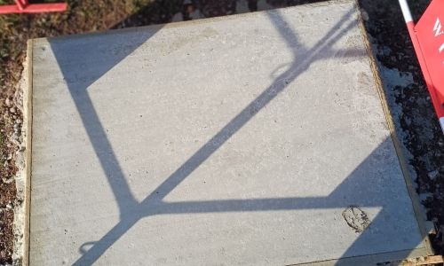 NOUVELLE STELE DERNIERE LA MAISON FORTE NOUVELLE STELE DERNIERE LA MAISON FORTE