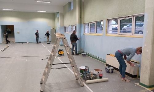 RAFRAICHISSEMENT DE LA SALLE DE PING-PONG RAFRAICHISSEMENT DE LA SALLE DE PING-PONG