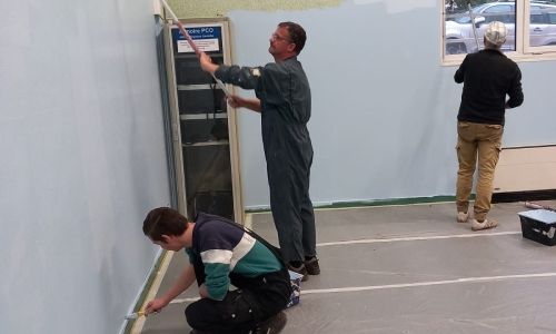 RAFRAICHISSEMENT DE LA SALLE DE PING-PONG RAFRAICHISSEMENT DE LA SALLE DE PING-PONG