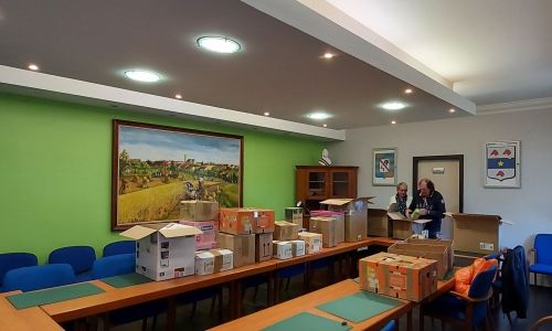 COLLECTE DE DONS MATERIELS POUR L'UKRAINE COLLECTE DE DONS MATERIELS POUR L'UKRAINE