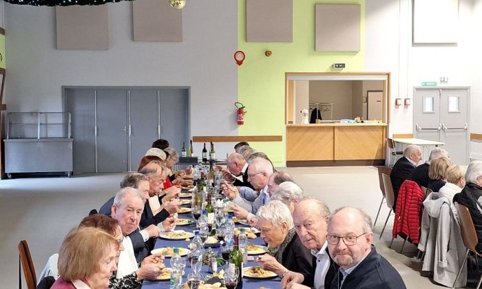 REPAS NOEL DU CLUB DE L'AMITIE