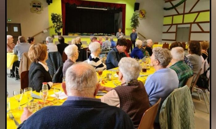 Repas paroissial (Conseil de Fabrique) Repas paroissial (Conseil de Fabrique)