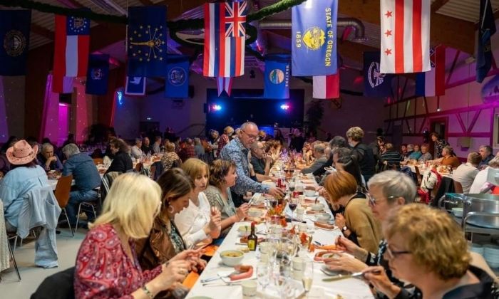 Soirée beaujolais (Country)