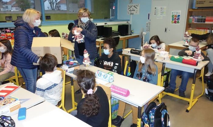 Tournée de Saint-Nicolas (APE)