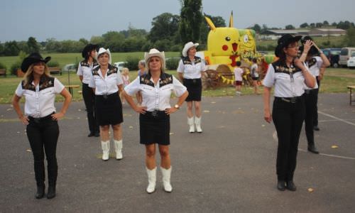Happy Country Dancers